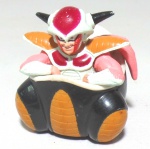 DRAGON BALL Z - BANDAI - Pequena figura em vinil do personagem Freeza da série Dragon Ball Z da marca Bandai. Medindo 3,5cm de altura.