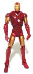 MARVEL - HASBRO - Figura articulada em vinil do personagem Homem de Ferro da série Vingadores, peça ricamente detalhada e original Hasbro. Medindo 15cm de altura.