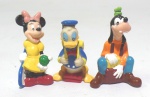 DISNEY - Lote contendo 3 figuras em vinil para serem acopladas em lápis, peças originais Disney.