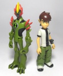 BEN 10 - BANDAI - Lote contendo 2 figuras da série Ben 10 originais da Bandai. Medindo aprox. 10cm de altura cada.