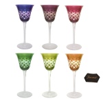 BACCARAT - "Modelo Burgos" - Conjunto de seis taças em cristal francês, colorido. Apresenta selo da Cristallerie na base. 16,5 cm.