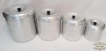 Antigo Jogo 4 potes Para Mantimentos em Aluminio.  Medidas: Maior 22 Altura x 22 diametro, menor 12,5 altura x 14 diametro