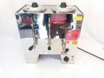 Cafeteira Industrial 6l Café/leite Inox Consercaf Mcl6 - 220v. Reservatórios: 02  dois; Potencia (W): 1700w; Consumo (kW/h): 1,7; Voltagem: 220v; Observações: Apenas um reservatório é destinado para leite; Dimensões: Largura 43cm;  Altura 45,5cm; Profundidade 26cm; Água (L): 20; Café + Leite (L): 3 + 3.