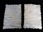 5  toalhas  para bandeja retangular  em algodao com bordados diferentes.. Medida: 40x27cm de.MARCAS DE GUARDADO