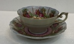 Coleção: xícara e pires em porcelana