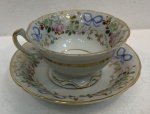 Coleção: xícara e pires em porcelana