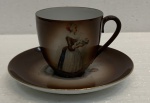 Coleção: xícara e pires em porcelana