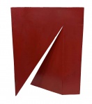 FRANZ WEISSMANN - Escultura de mesa em ferro pintado na cor predominante vermelha, medindo:  31 cm x 25 cm  (com desgaste do tempo)