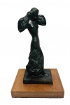 Ettore XIMENES (1855-1926) - escultura de bronze com base em madeira, medindo: 38 cm alt. 