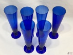 Jogo De 6 Tulipas Em Cristal Azul Cobalto. MEDINDO: 22,CM DE ALTURA X 7,5CM DE DIÂMETRO