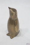 Enfeite Na Forma De Pinguim Em Bronze. MEDINDO: 13,5CM DE ALTURA