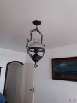 Luminária tipo lampião com cúpula de opalina. Medindo 40cm de diâmetro. Retirada no Recreio dos Bandeirantes, por conta e risco do comprador.