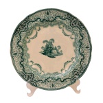 Prato em porcelana inglesa Louis Quatorze (casal) Copeland & Garrett, com detalhes em verde sobre fundo branco borda recortada. 26 cm.