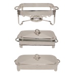 ST JAMES - Conjunto de um "réchaud" e dois suportes para refratário de metal espessurado a prata, de tamanhos diferenciados. Apresenta marcas do design brasileiro. Brasil. Séc. XX. 45 cm / 43 cm / 41 cm. Somente um deles tem o refratário.