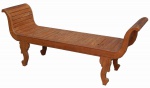 Recamier em madeira. (desgates) med. 1,80 x75 x50 cm