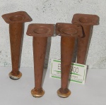 Lote com 04 pés de ferro. (desgastes) alt 17 cm
