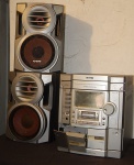 Aparelho de som (rádio em funcionamento, outras funções não testadas)
