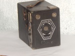 Antiga máquina fotográfica Goldy. (sem funcionamento)