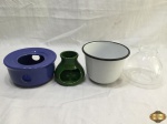 Lote composto de 2 rechaud em porcelana, 1 cumbuca bowl em ágata e 1 cúpula em vidro incolor. Medindo o bowl em ágata 10,5cm de altura.