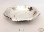 Paozeira em prata 90 Eberle bordas recortadas.Medidas. 25cm diametro e 5cm altura