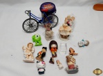 Lote com diversos enfeites em materiais diversos. Medindo a bicicleta 19cm de comprimento.