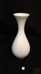Vaso floreira solifleur em porcelana  branca  Alema Dresden  Medida 28 cm altura