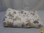 Colcha Casal Floral Troussead 100% Algodão. Peça linda e em perfeito estado de conservação. Medindo 2.50 X 2.50 M.