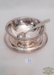 Molheira em prata 90 Riva com Concha.Medidas: 13 diametro e base 15 diametro x 5 altura, concha 13 comprimento