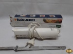 Faca elétrica da Black & Decker, modelo Slim Grip EK100. 120v60Hz - 100W. Funcionando perfeitamente.