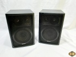 Par de caixas de som Speaker System da Sony, modelo SS-H77.