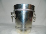 Balde para gelo em metal espessurado a prata com pegas em argola  altura 19 x 18 cm