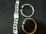 Relógio de pulso em metal   da marca ARNEX e par de pulseiras em prata da loja  Frank jóias, funcionando