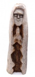 Escultura em madeira da artesa Simone - Peça assinada na parte inferior. - Medida: 40 cm - Arte popular