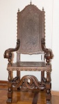Cadeira em madeira nobre, com assento e encosto em couro pirogravado. Foi usada na posse do Srº Laudelino Freire na ABL RJ, Cadeira nº 10. 149 cm altura.