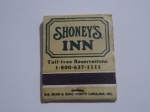 FILUMENIA - ANTIGA CAIXA DE FÓSFOROS DE BOLSO " SHONEY'S INN " CAROLINA DO NORTE U.S.A  CONTEM OS PALITOS