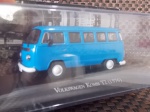 BRINQUEDO - VOLKSWAGEN KOMBI T2 ( CARROS INESQUECÍVEIS DO BRASIL ) COMPRIMENTO DO ESTOJO 14,7 cm APROXIMADO