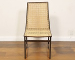 JOAQUIM TENREIRO - Cadeira com estrutura em jacarandá maciço, espaldar alto, assento e encosto em palhinha. Med: 50 x 48 x 92cm