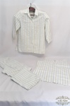 Lote 3 Peças Femininas Sendo Calça Tam 42, Blusa tam 42 e Camiseta tam 44  Listrada Theminha