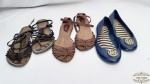 Lote 3  sapatos femininos, sendo 2 sandalias e 1 sapatilha.Sendo a Sapatilha azul tamanho 38, sandalia marron 38, sandalia 39
