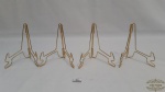 4 Suportes de Prato em Metal Dourado. Medidas: 8,5 largura x 10 Altura