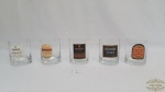 5 Copos em Vidro para Whisky com Logo de Marcas . Medidas 9 Altura x 7,5 diametro
