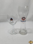 Lote composto de uma tulipa da Erdinger e uma taça da Leffe para colecionador. Medindo a tulipa 25,5cm de altura.