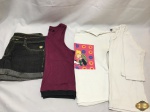 Lote de roupas feminina. Composto por 3 blusas  e 1 short jeans , peças em ótimo estado de conservação. Short Jeans TAM:42, Blusa vinho TAM: G, Blusa branca de manga comprida TAM: 42 e Blusa Snoop Dogg TAM: M.