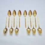STAINLESS STEEL JAPAN - Antigo conjunto com 12 colheres em metal dourado, modelo "Bamboo". Nunca usados e em excelente estado de conservação. Dimensões: 18 cm.