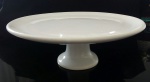Prato de bolo em cerâmica na cor branco - Diâmetro: 34 cm e Altura: 14 cm