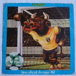 DISCO DE VINIL: COMPACTO  "A GALERA -  HINO OFICIAL DA COPA 82",  selo: Polygram, (1982) capa e disco em bom estado, capa com desgastes do tempo.
