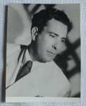 Fotografia de Vicente Celestino. Med. 9 x 12cm