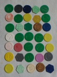 COLECIONISMO - Lote com 35 fichas de coletivos em tamanhos, formatos e cores diversos.