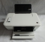 Impressora da HP deskjet modelo advantage 2546 em ótimo estado na cor branca, imprime e escaneia, funcionando, sem garantia, com todos os cabos, necessita de Recarga de Cartucho..