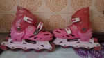 Par de Patins da Hello Kit para criança.